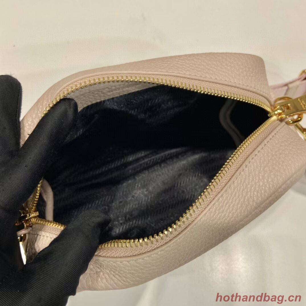 Prada Leather bag with shoulder strap 1DH781 light pink Prada Leather bag with shoulder strap 1DH781 light pink