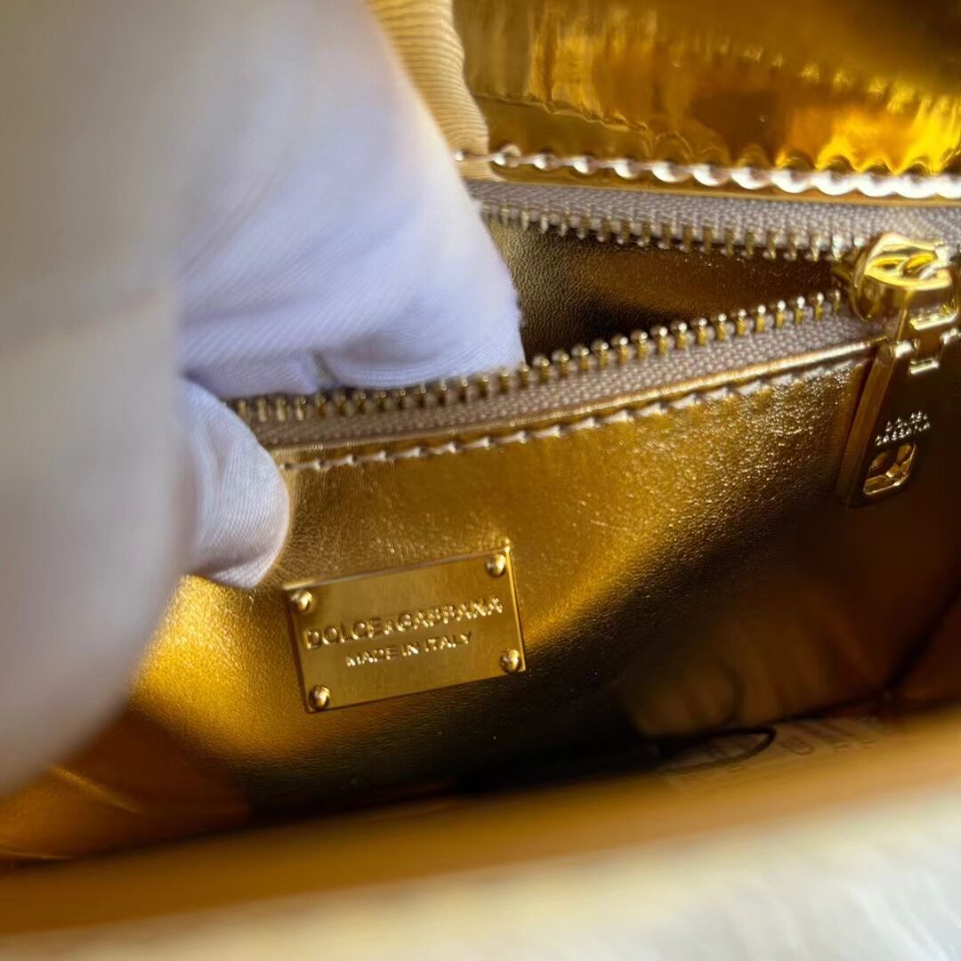 Dolce & Gabbana Patent leather Shoulder Bag G6551 gold Dolce & Gabbana Patent leather Shoulder Bag G6551 gold