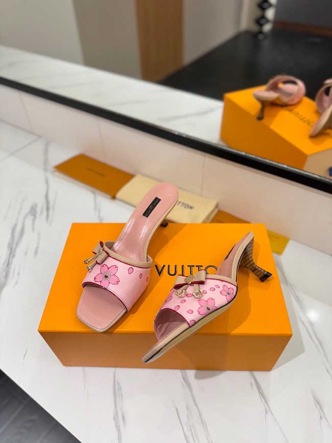 Louis Vuitton Slippers 45001-10