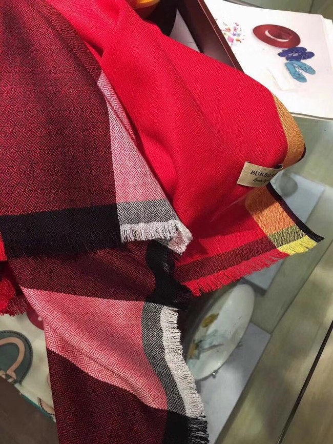 Burberry Shawl Wool Silk and Cotton KY189