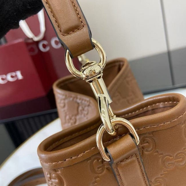 Gucci GG Emblem small bucket bag 815118 tan