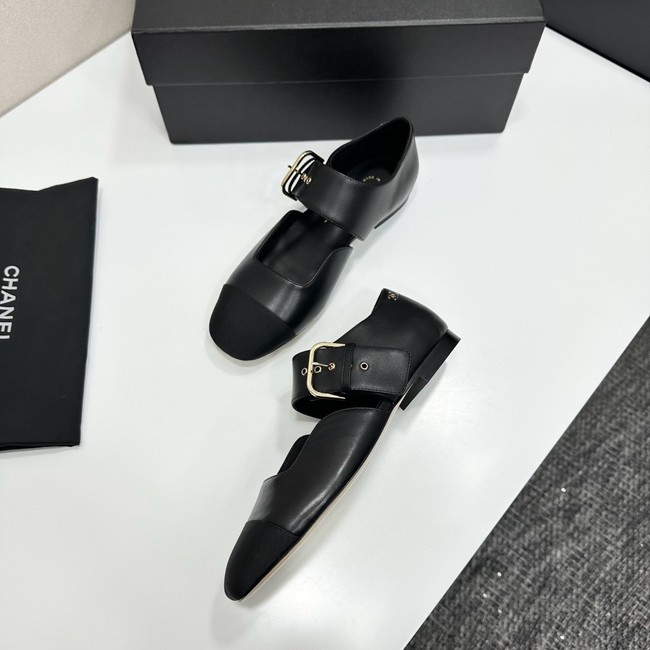 Chanel Mary Janes Grosgrain & Patent Calfskin G47028-3