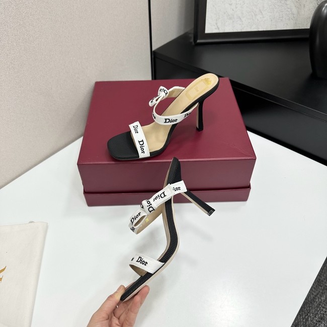 Dior Heeled Sandal with JAdior Straps Embroidered Cotton KCO538NV-5