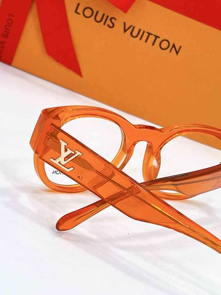 LV Sunglasses LVS00012-2