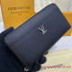 M62622 Lockme Zippy Wallet (Black)