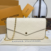 M82363-authentic-quality 